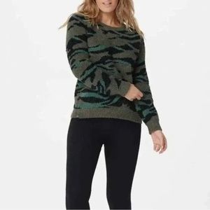 Barefoot Dreams CozyChic Seaside Crew Pullover Green Camo
